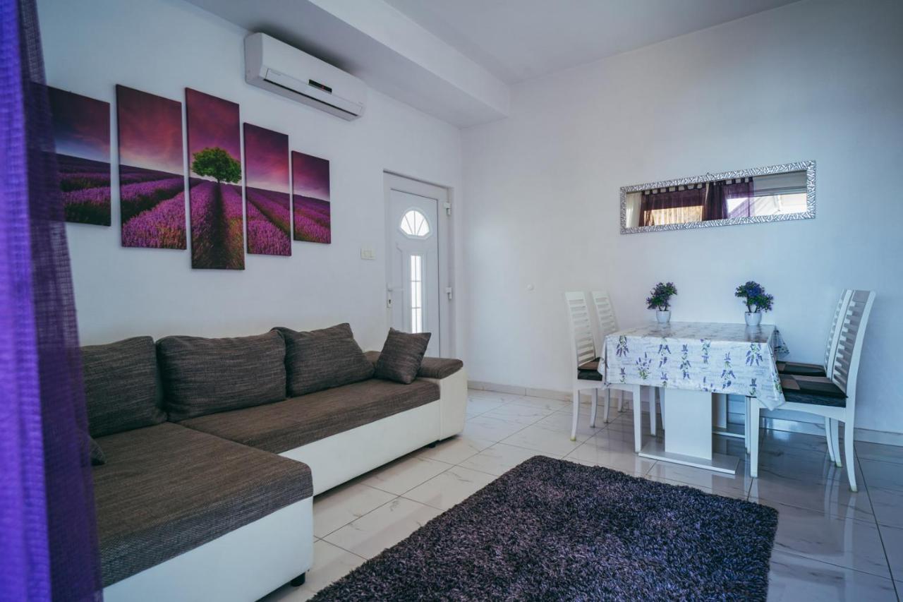 Sea Paradise Brela Ngoại thất bức ảnh