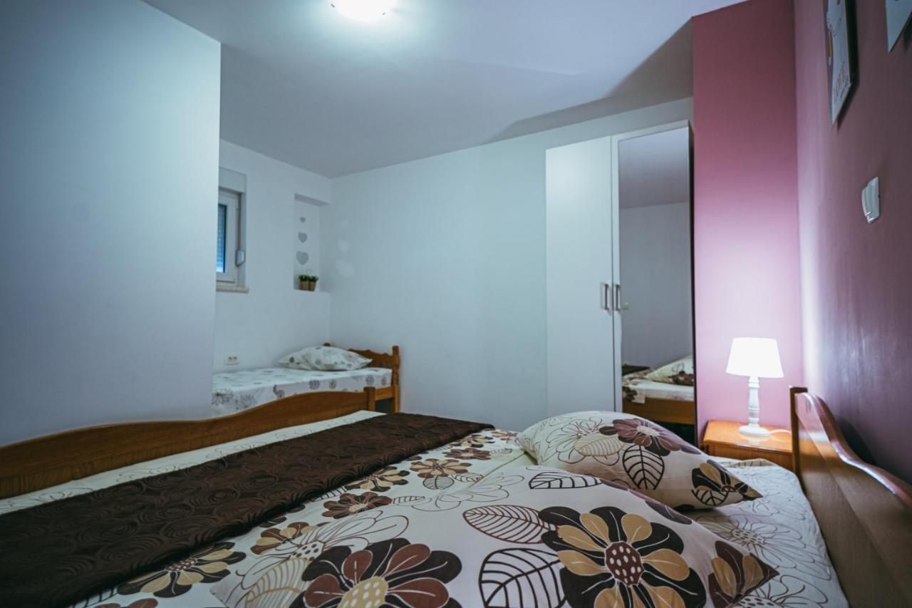 Sea Paradise Brela Ngoại thất bức ảnh